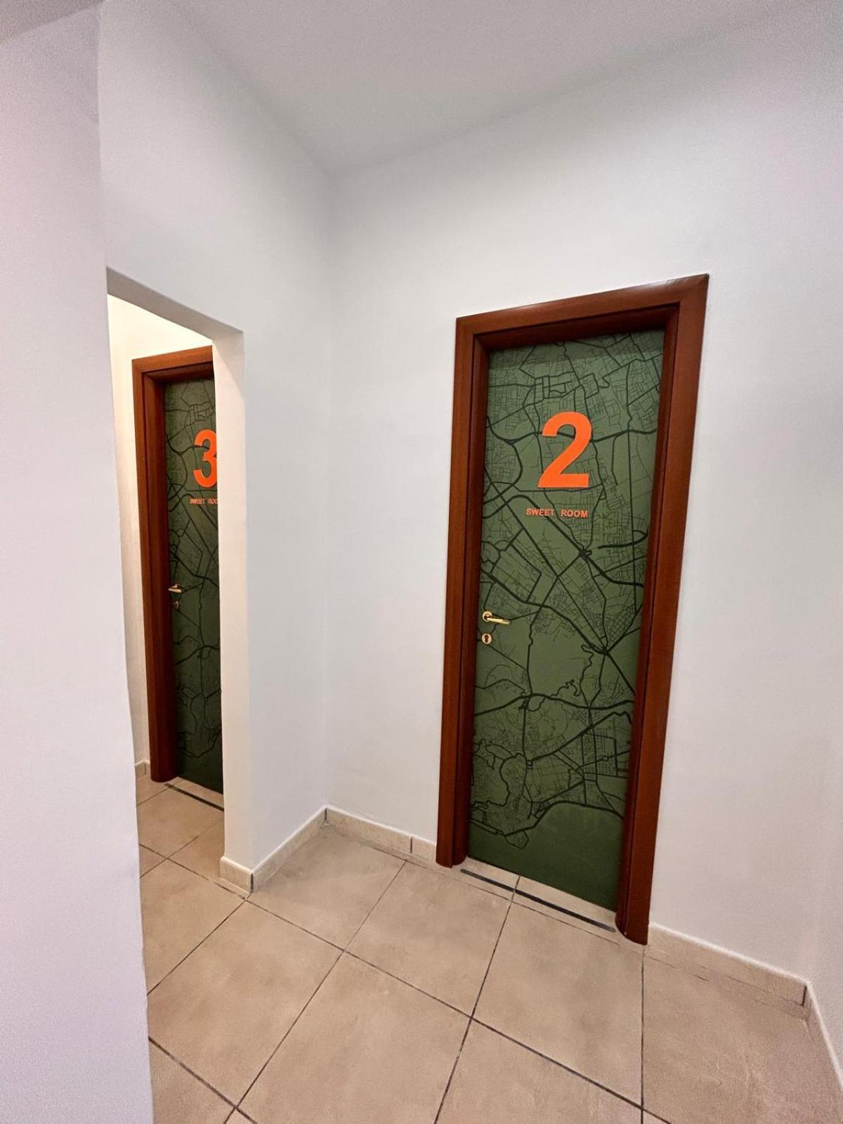 Suite Conte Poderico Naples Exterior photo