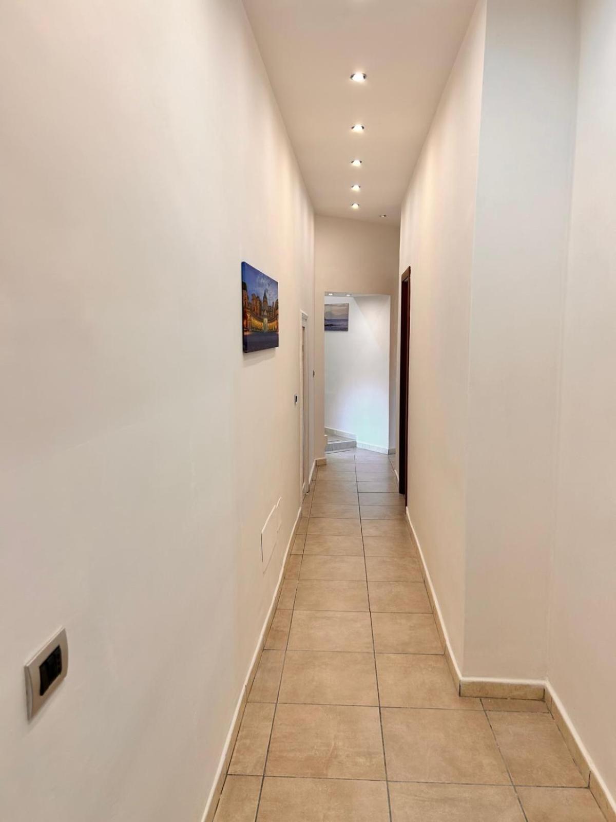 Suite Conte Poderico Naples Exterior photo